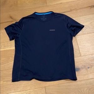Men’s Patagonia shirt